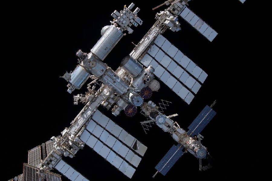 Launch and Assembly of space station